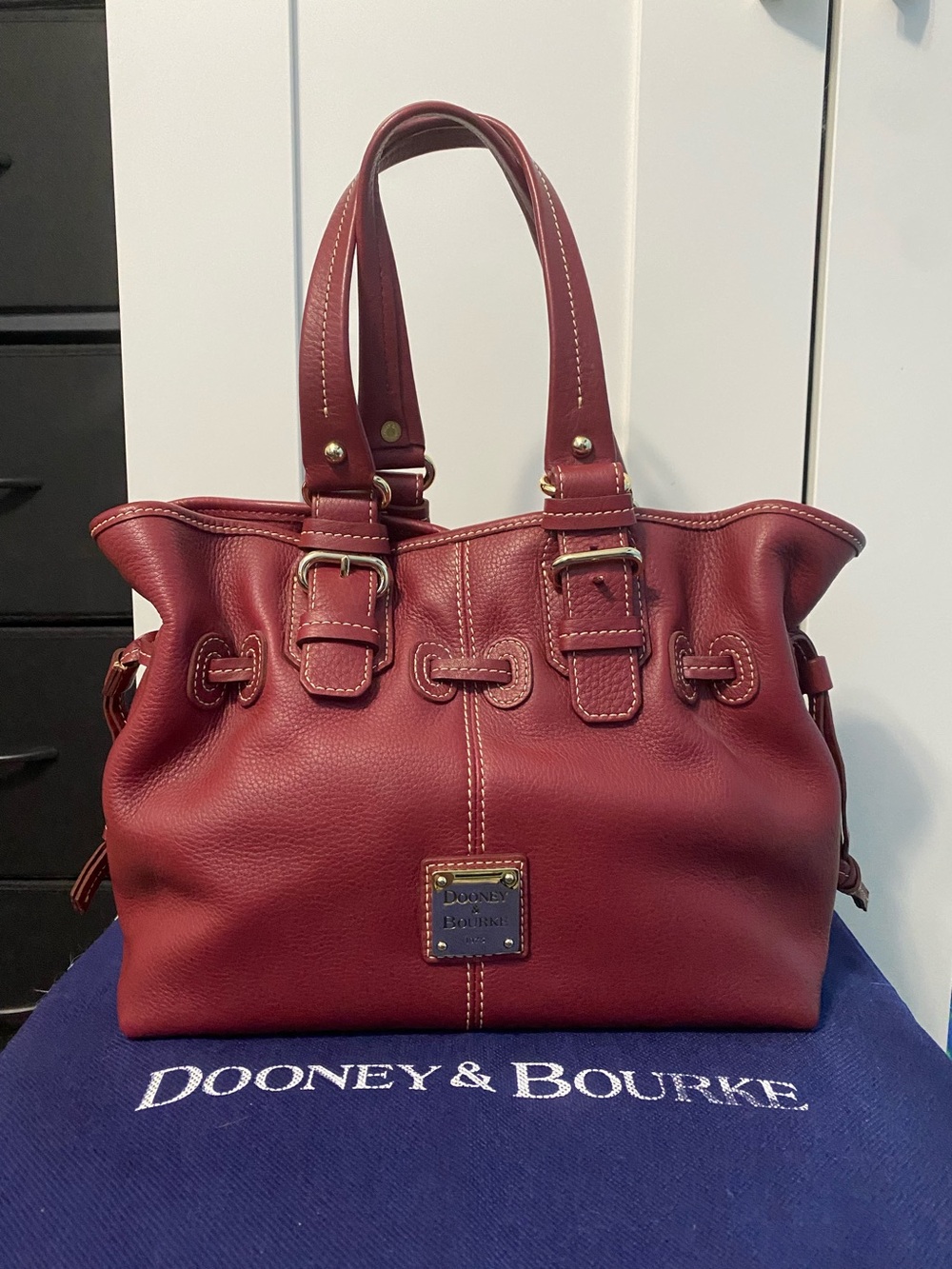 Rare Dooney & Bourke Cranberry Small Chiara Bag